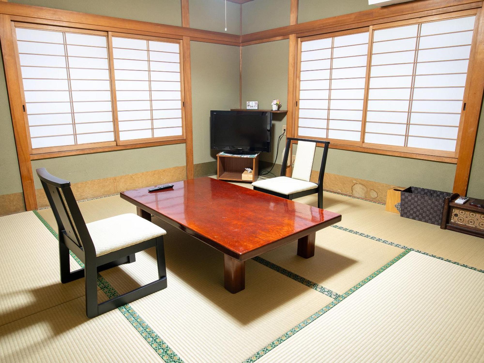 御宿鷹柳 Takamatsu Buitenkant foto